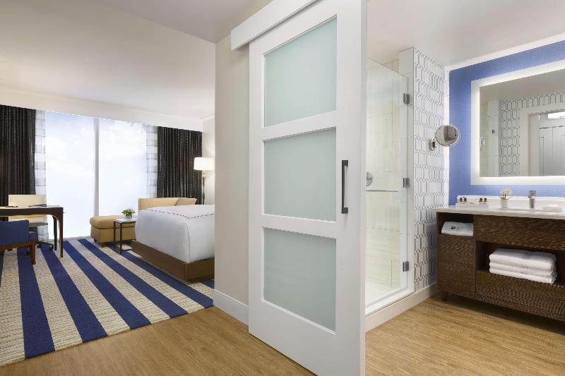 带大床的套房, Fairmont Austin