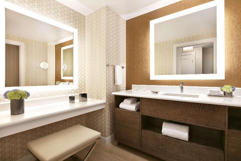 带大床的套房, Fairmont Austin