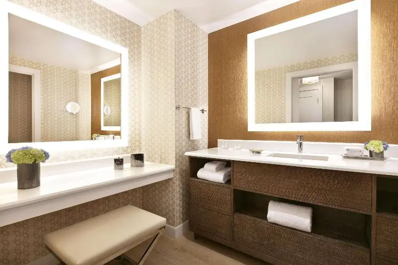Standard-invahuone King-vuode, Fairmont Austin