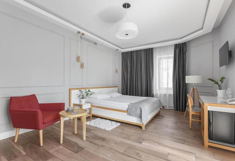 Junior Suite cu Balcon, Frapolli 21