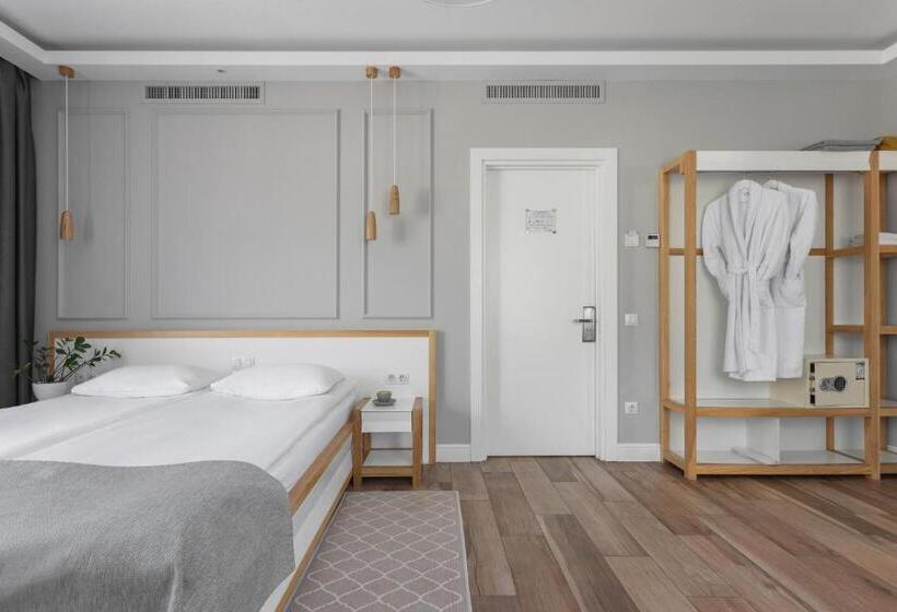 Cameră Standard, Frapolli 21