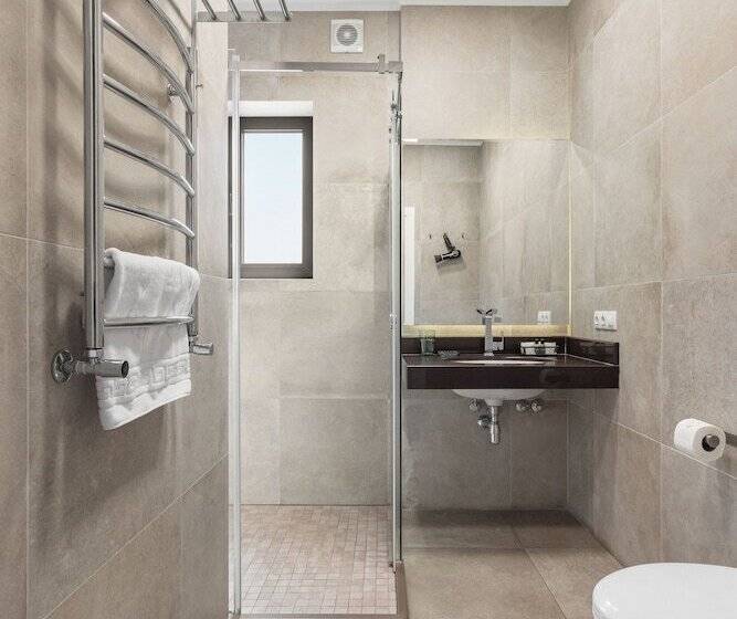 Cameră Superioară, Frapolli 21