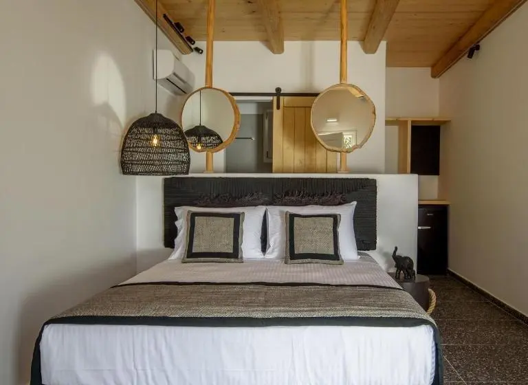 Huoneisto 1 Makuuhuone Allasnäkymä, Olive Mykonos Villas