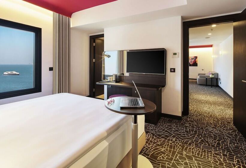 Suite Vista Mar, Park Inn By Radisson Izmir