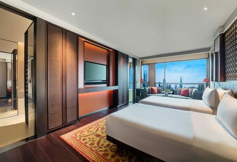 Номер Премиум, Regent Chongqing Complimentary 1st Round Mini Bar Daily