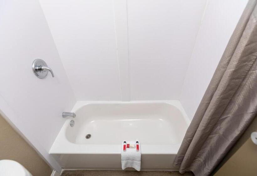 Номер Стандарт Кровать Кинг Адаптированный для Инвалидов, Super 8 By Wyndham Goldsboro