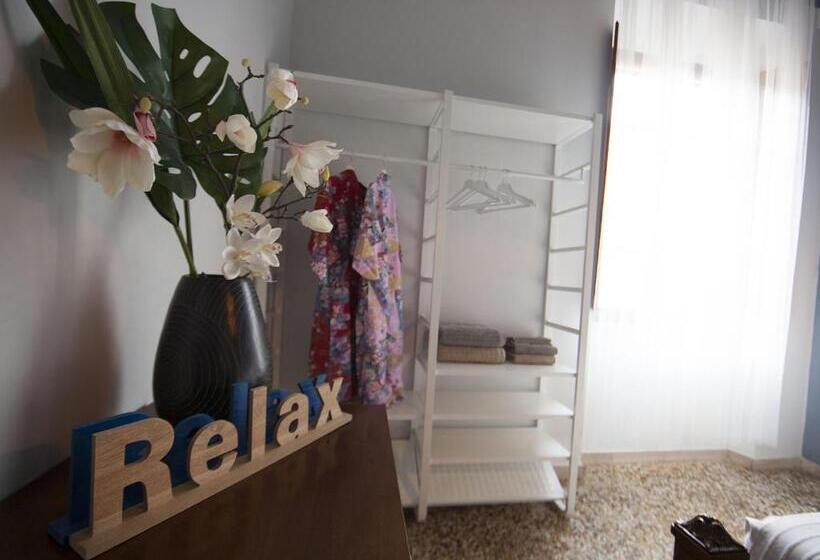 غرفة قياسية, Al 28 B&b