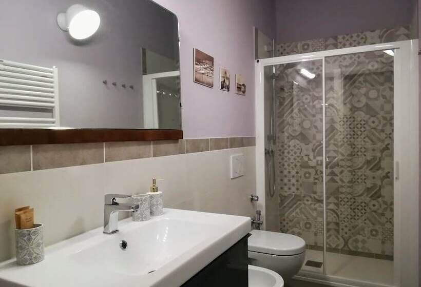 غرفة قياسية, Al 28 B&b