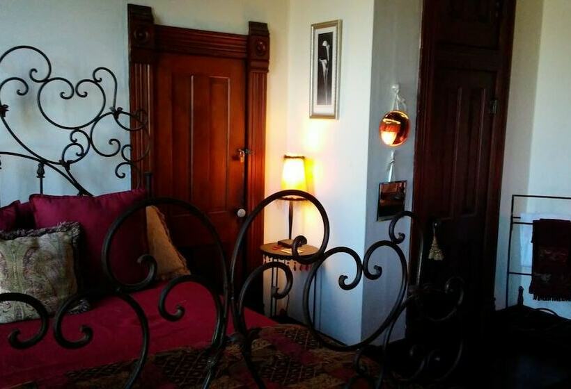 Номер Стандарт, Fig Tree Manor