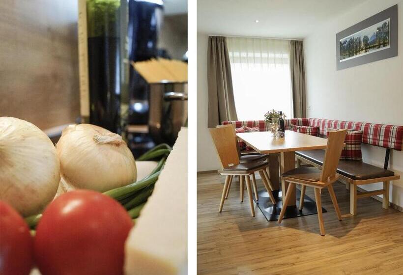 Апартаменты 1 Спальня с Видом, Pension Apartment Erna