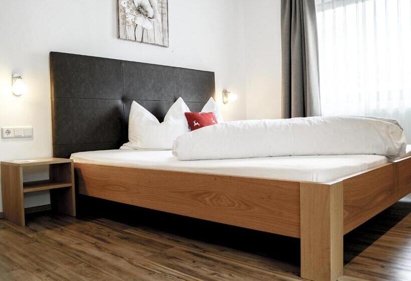 חדר סטנדרט עם מרפסת, Pension Apartment Erna