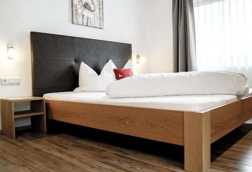 Standard-huone Parveke, Pension Apartment Erna