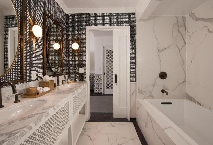 إستوديو قياسى سرير كينج, Californian