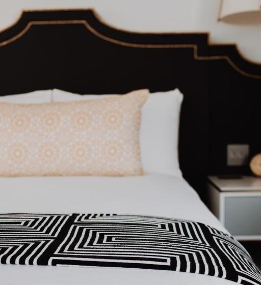 غرفة سوبيريور لذوى الاحتياجات الخاصة, Californian