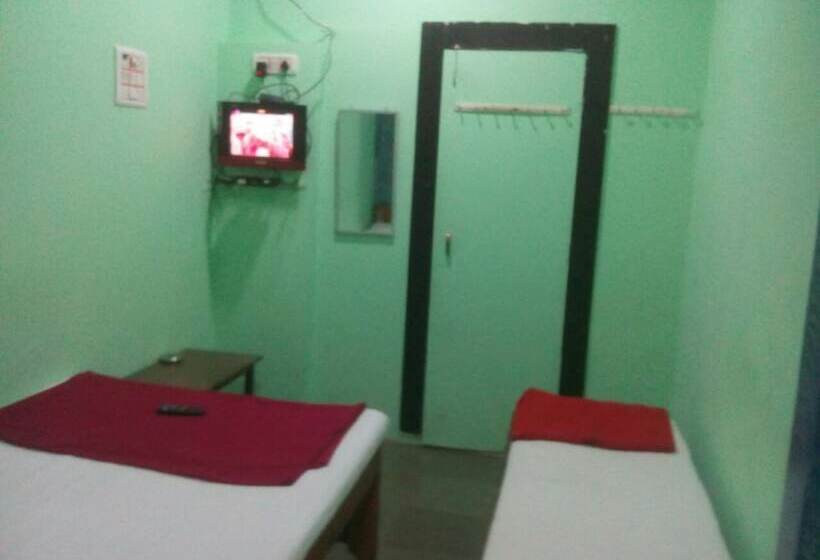 اتاق لوکس, Central Guest House