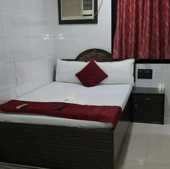 اتاق لوکس, Central Guest House