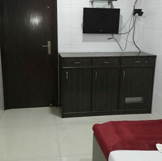 اتاق لوکس, Central Guest House