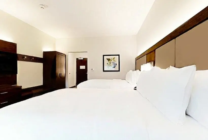 スイート, Holiday Inn Express & Suites Chalmette New Orleans S, An Ihg