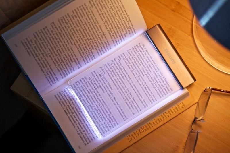 Standard Szoba, Intervallo