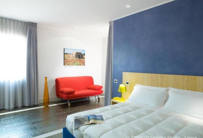 Junior Suite, Intervallo