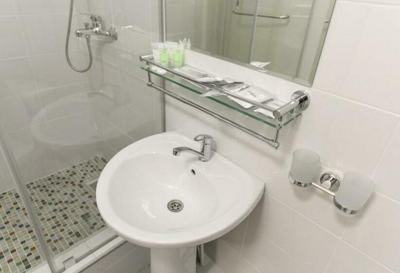 اتاق استاندارد, Koktem Burabay