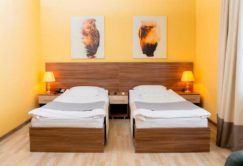 اتاق لوکس, Koktem Burabay