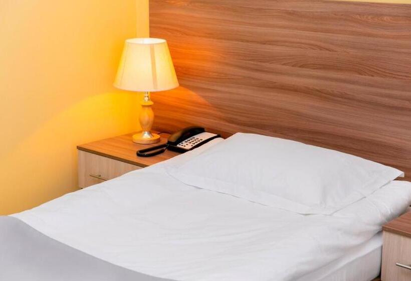 اتاق لوکس, Koktem Burabay