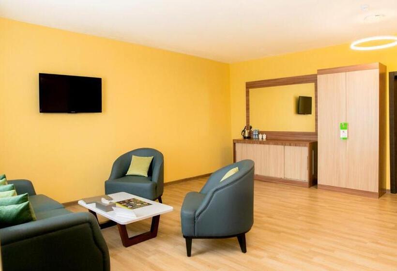 اتاق لوکس, Koktem Burabay