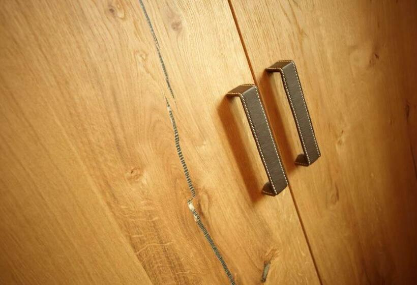 单人经济间, Landgasthof Zum Muller