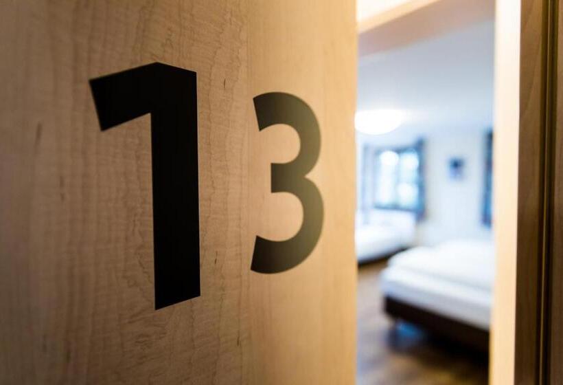 标准三人间, Landhaus Vier Jahreszeiten