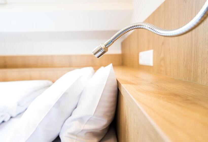 家庭间, Landhaus Vier Jahreszeiten