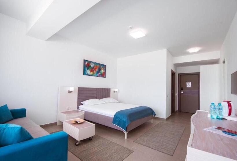 스탠다드 발코니 룸, Meduza