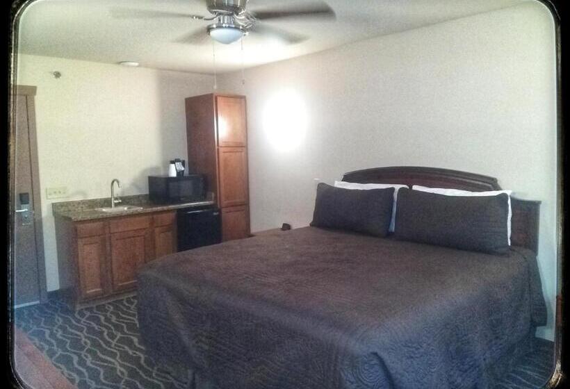 غرفة قياسية سرير كينج, The Sunset Inn