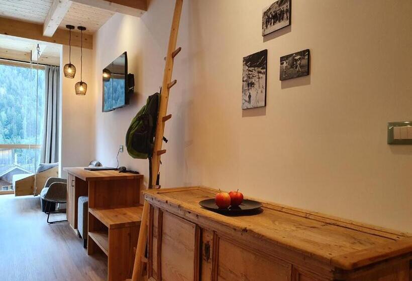 غرفة ديلوكس مزودة بشرفة, Natur Pur Hotel Unterpichl