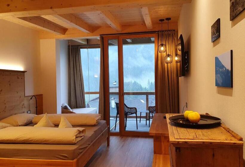 غرفة ديلوكس مزودة بشرفة, Natur Pur Hotel Unterpichl