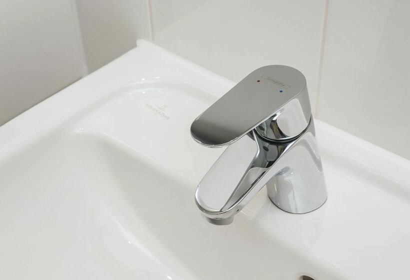 اتاق استاندارد برای معلولان, Point A Hotel Glasgow
