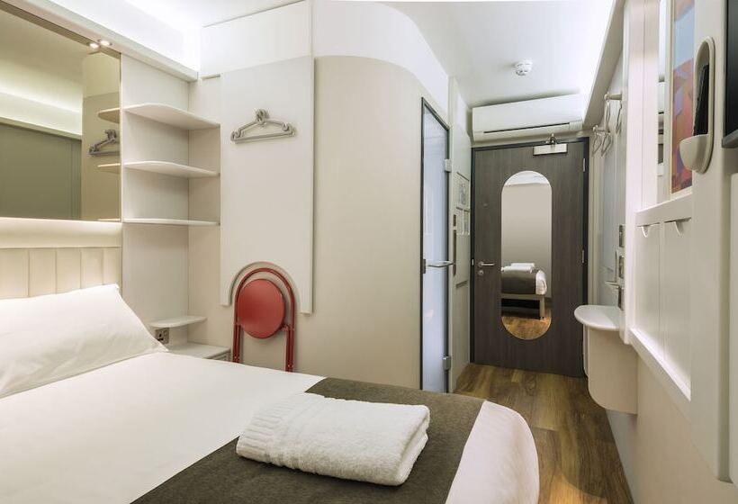 身障者適用スタンダードルーム, Point A Hotel Glasgow