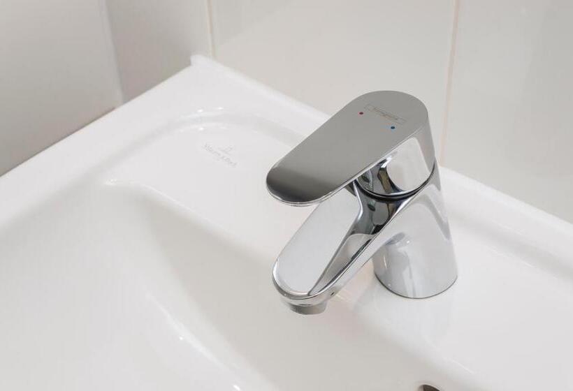 スタンダードルーム, Point A Hotel Glasgow