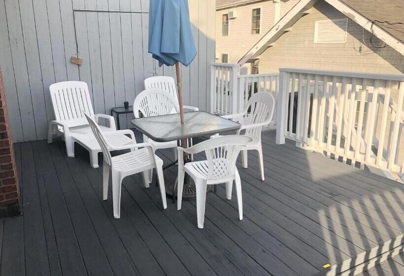דירה בת חדר שינה 1 עם מרפסת, Sandpiper Beachfront Motel