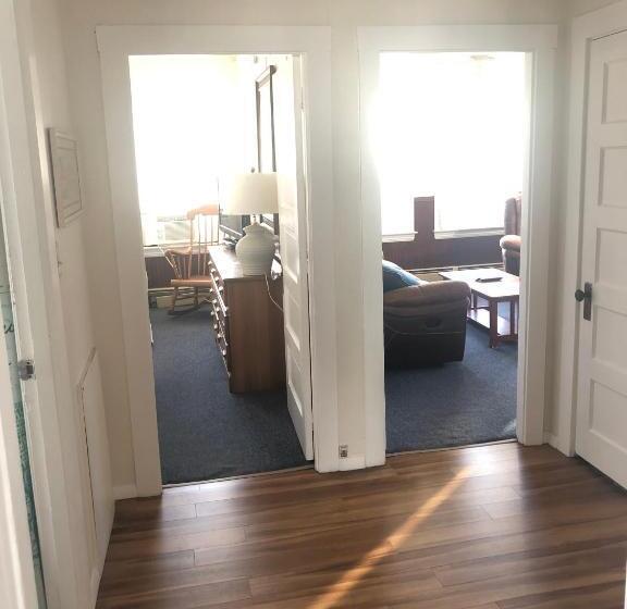 شقة غرفة نوم واحدة مزودة بشُرفة, Sandpiper Beachfront Motel