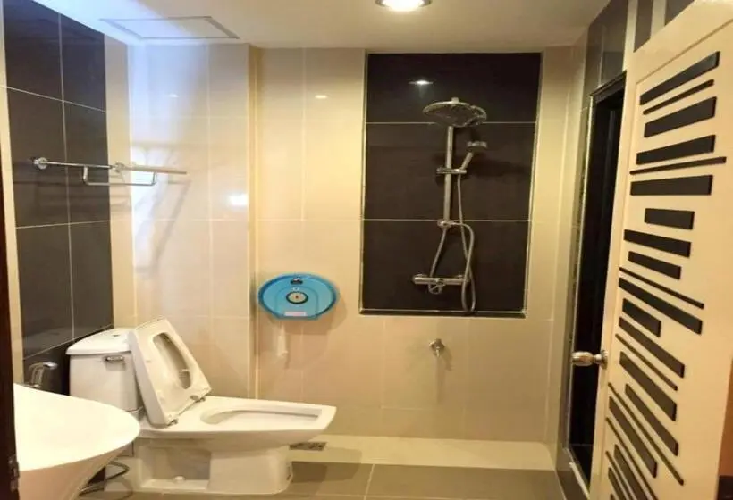 اتاق سوپریور, Win Hotel Phayao