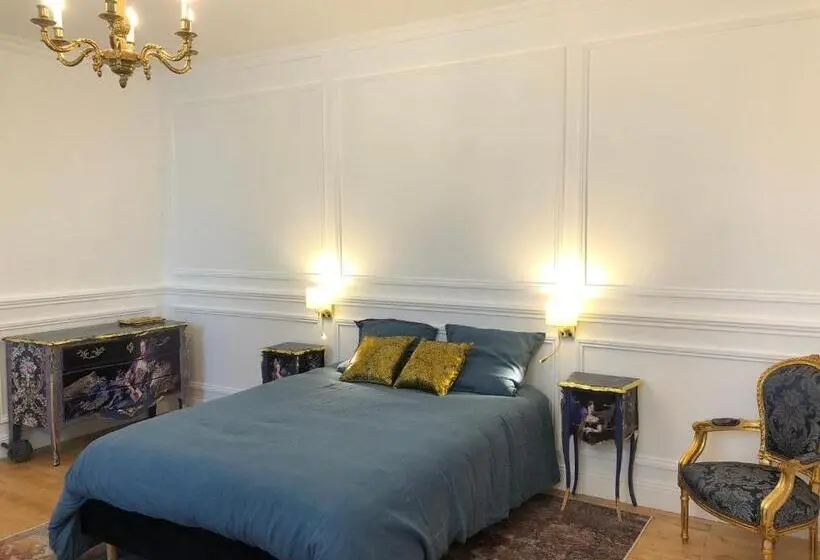 ガーデンビュースイート, L Hôtel Particulier Du 12