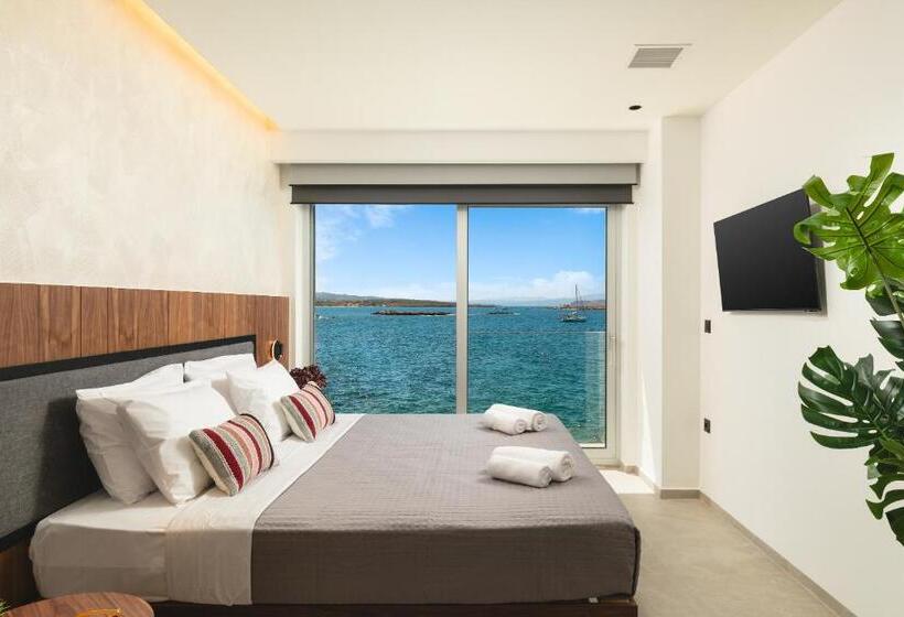 اتاق استاندارد برای معلولان, Elia Sea Suites