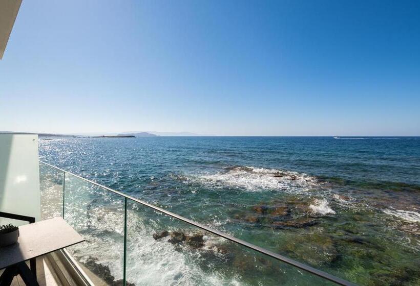 سوییت سوپریور با چشمانداز دریا, Elia Sea Suites