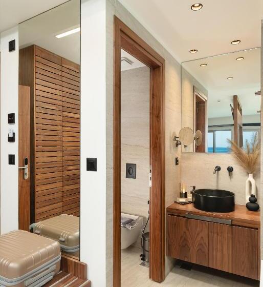 سوییت سوپریور با چشمانداز دریا, Elia Sea Suites