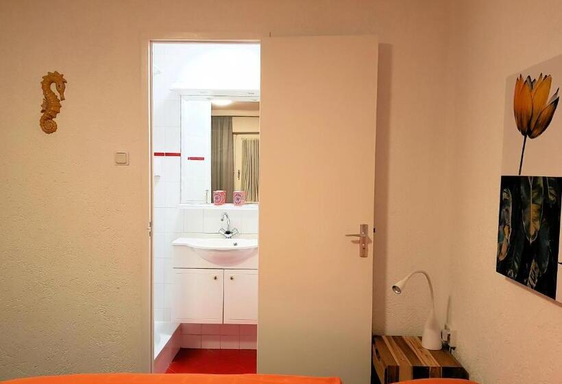 スタンダードルーム, B&b Seahorse