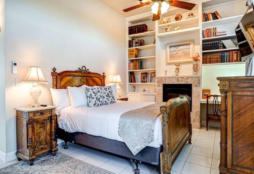 Люкс, The River Belle Inn