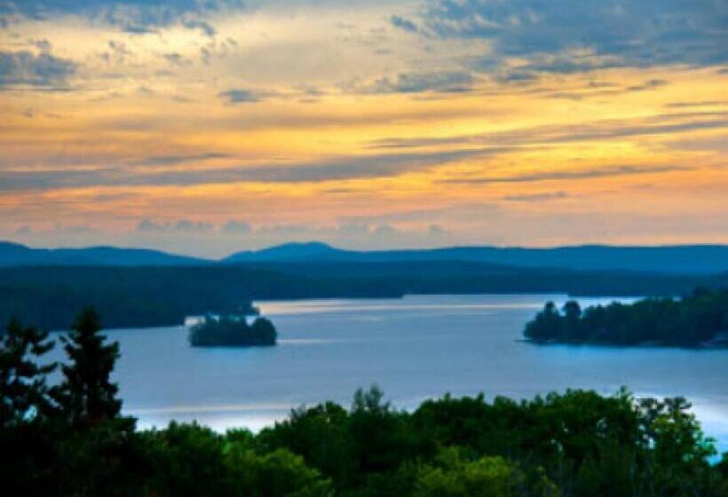 غرفة قياسية رباعية, Grand View Resort