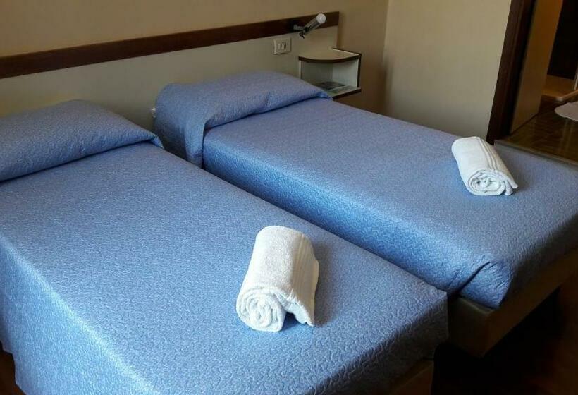 Номер Стандарт, Albergo Al Municipio