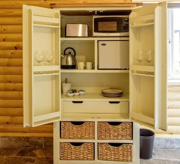 スタンダード4人部屋, Canada Lodge And Lake